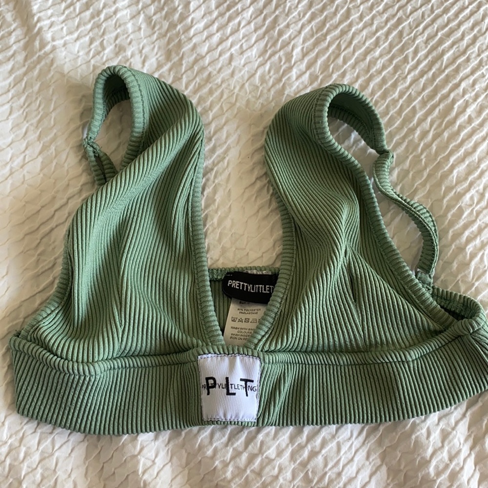 Pretty Little Thing ribbed Bra